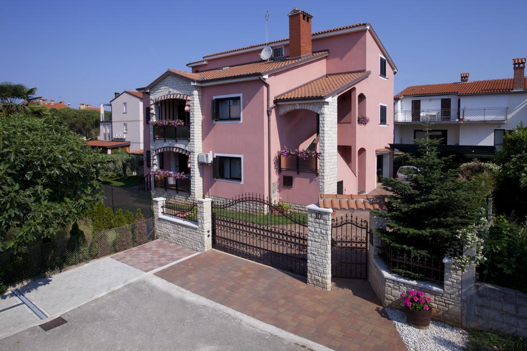 Apartments Daniela Novigrad Istria Eksteriør billede