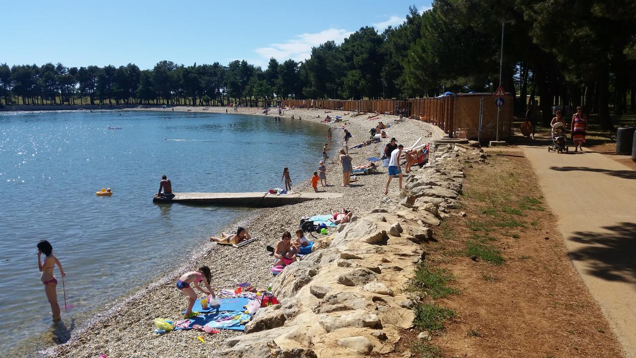 Apartments Daniela Novigrad Istria Eksteriør billede
